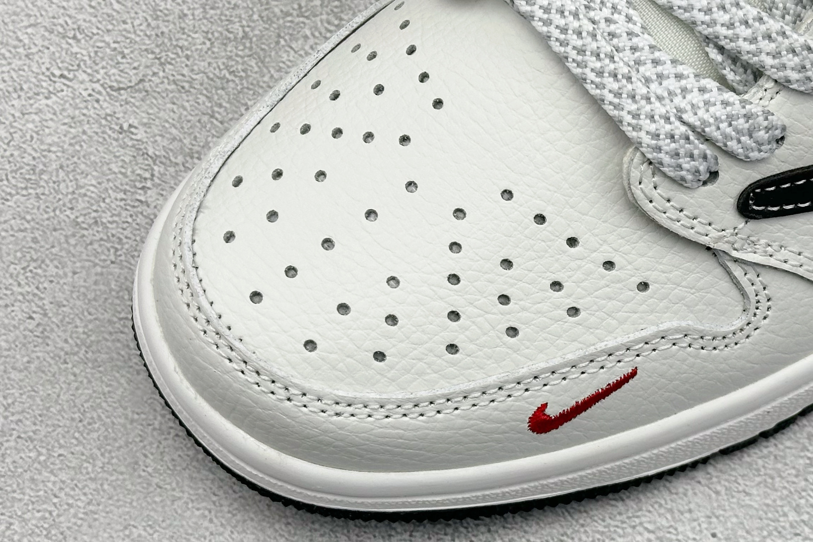 XC版Travis Scott x Fragment Design x Air Jordan 1 Low SP AJ1 乔1古驰联名 白黑裂纹勾 低帮文化休闲板鞋 DZ5899-029