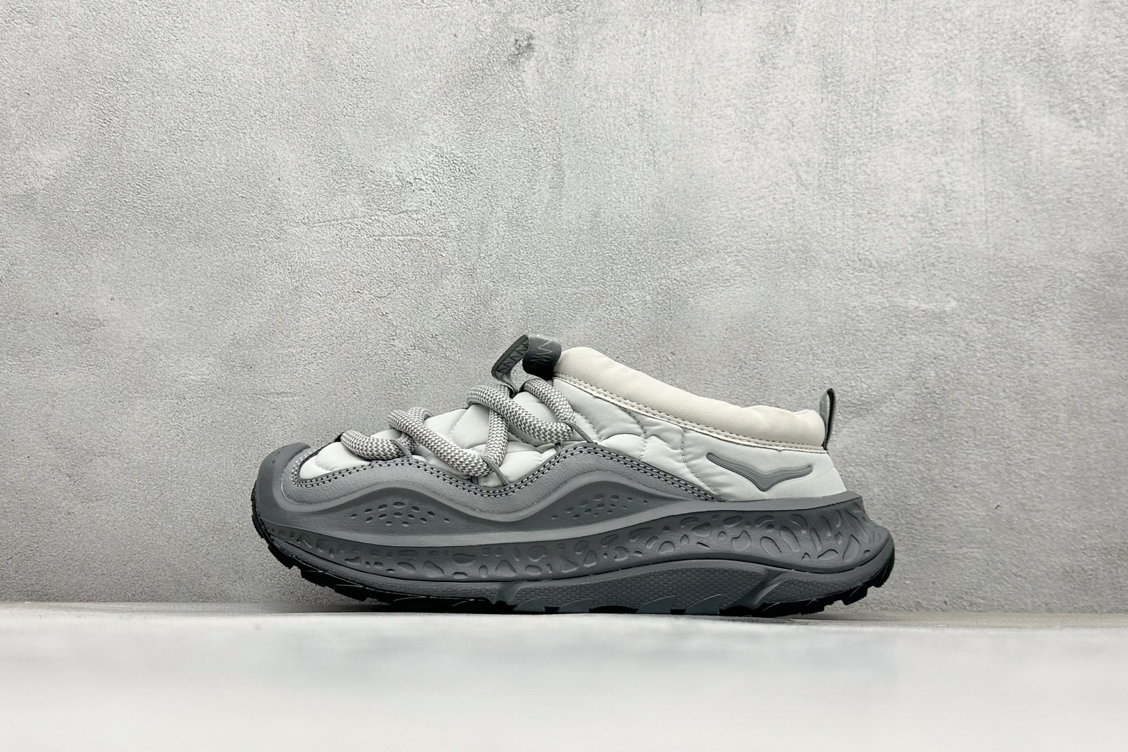 🌾 HOKA ONE ONE Ora Primo 内里薄绒 秋冬季保暖半拖这款鞋无论从脚感上 设计上都是
