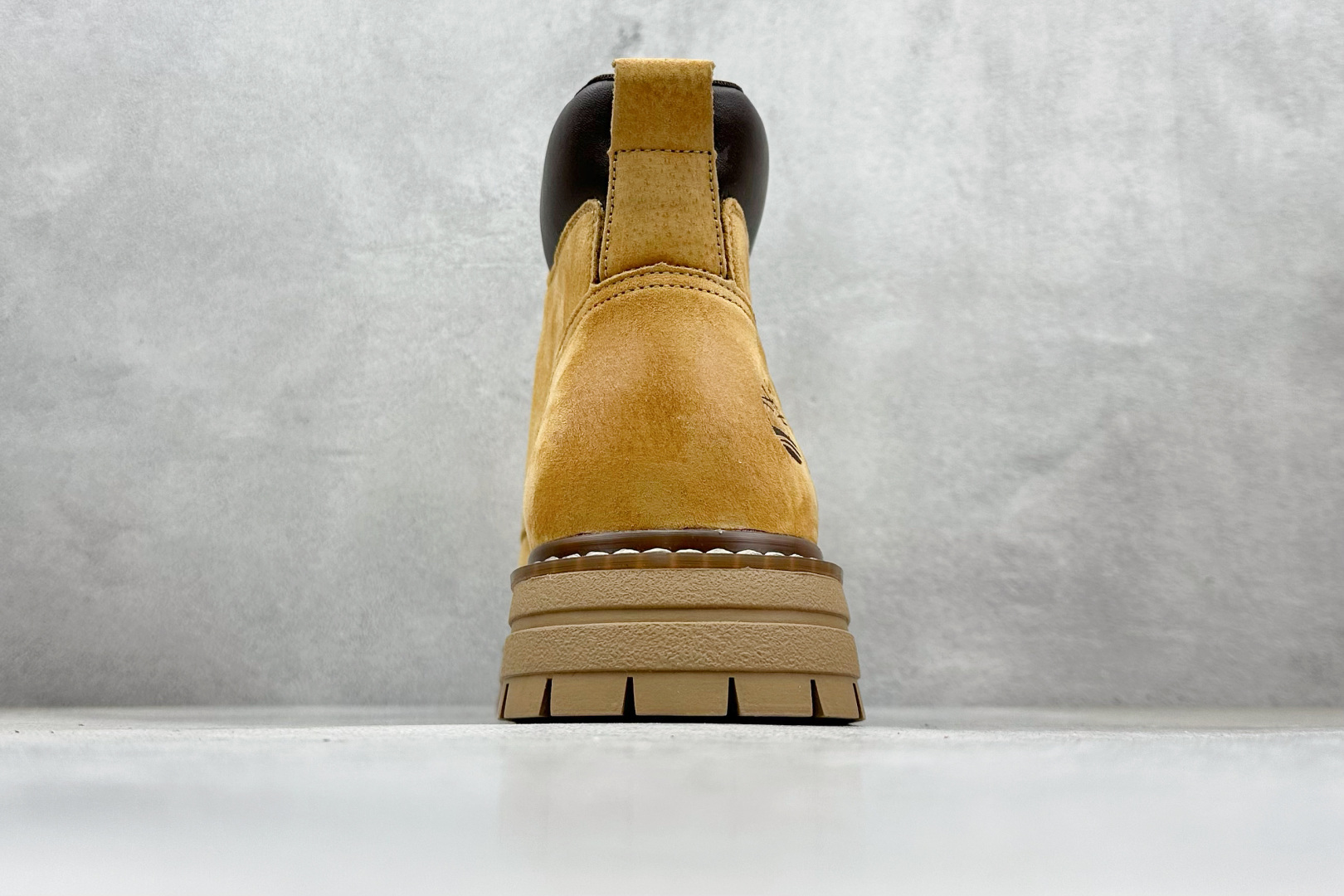 280 Timberland添柏岚/天伯伦户外中帮休闲大黄靴系列 TB10076