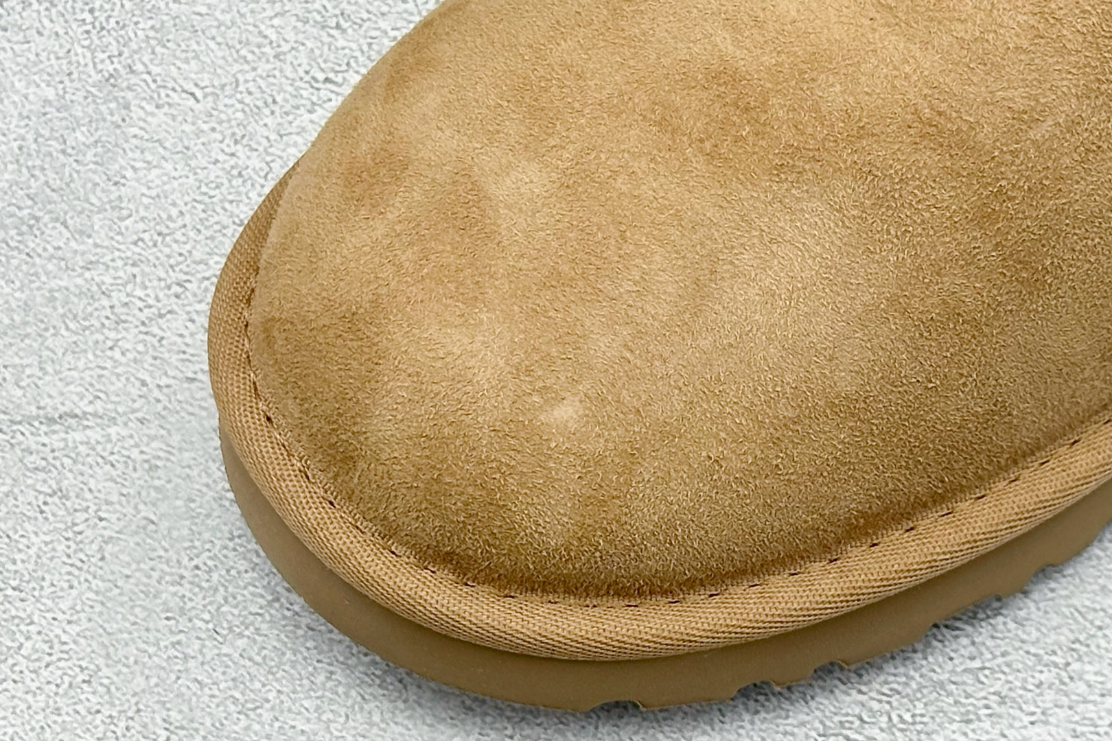 220 H纯原UGG Classic Ultra Mini 周冬雨同款羊毛一体迷你短靴 1116109