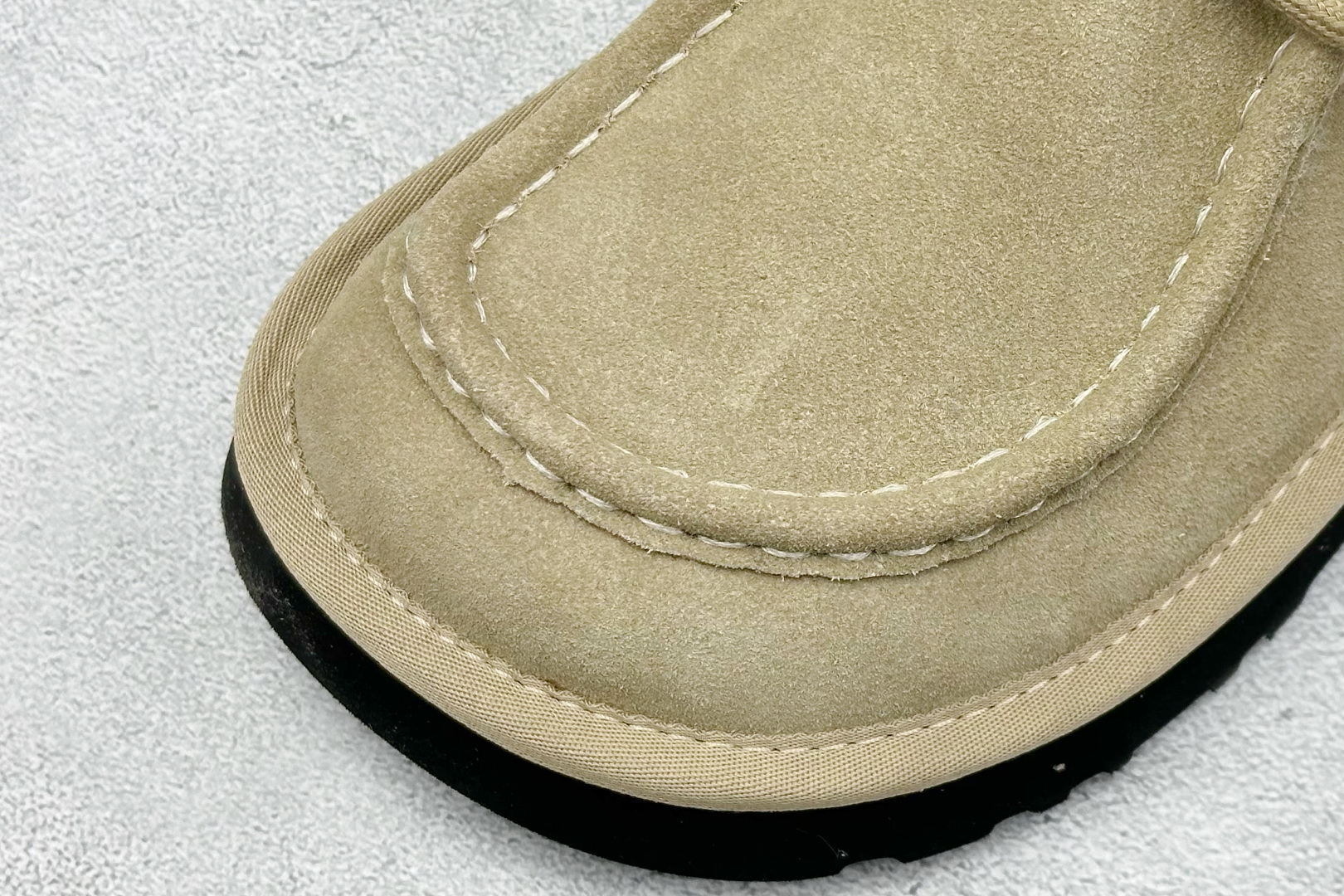 300 UGG LIGHT BROWN 绒面防滑保暖 袋鼠鞋