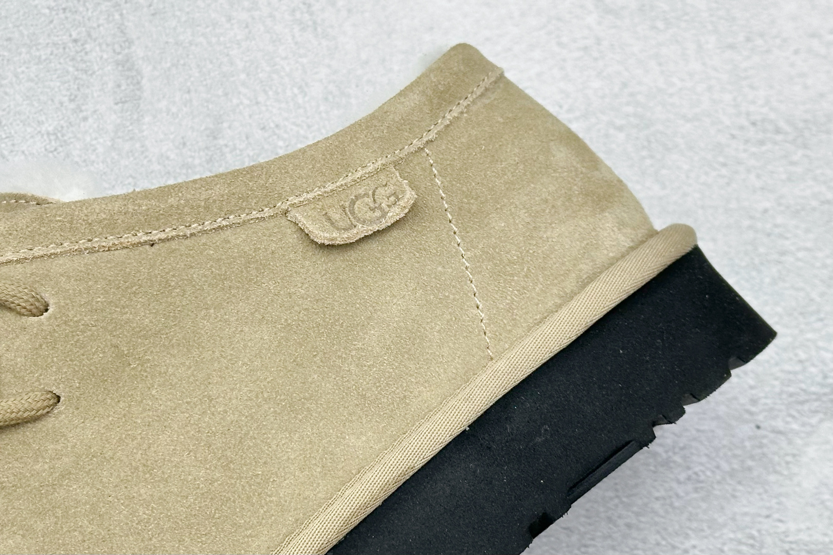 300 UGG LIGHT BROWN 绒面防滑保暖 袋鼠鞋