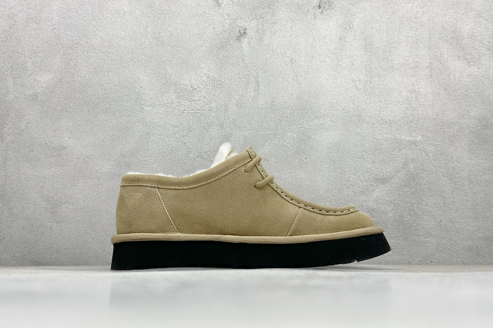 300 UGG LIGHT BROWN 绒面防滑保暖 袋鼠鞋