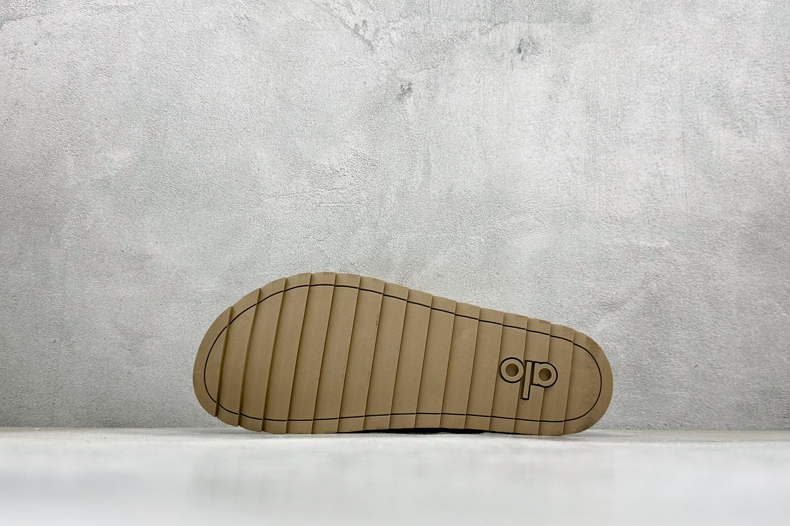 Alo Yoga Recovery Slipper 舒适简约 保暖防磨 防滑包头拖鞋 A0827U