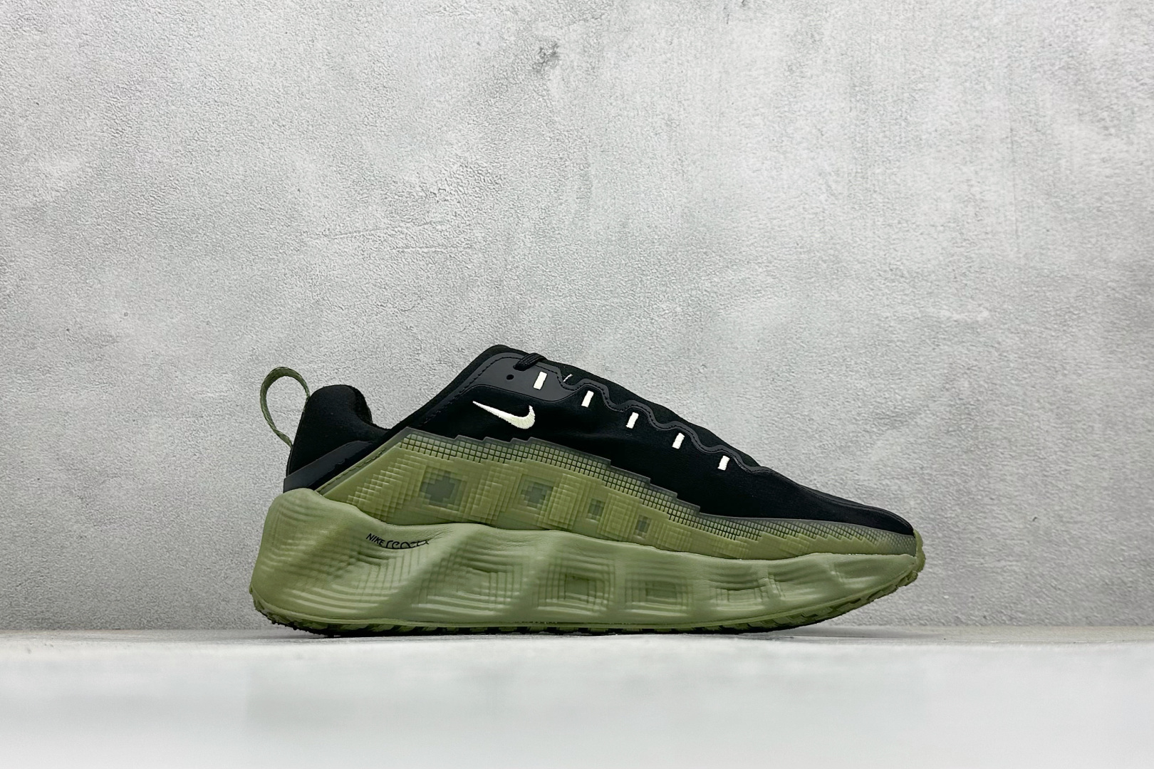 190 HYEIN SEO x Nike Ava Rover Ava Rover 联名鞋 IM9327-300