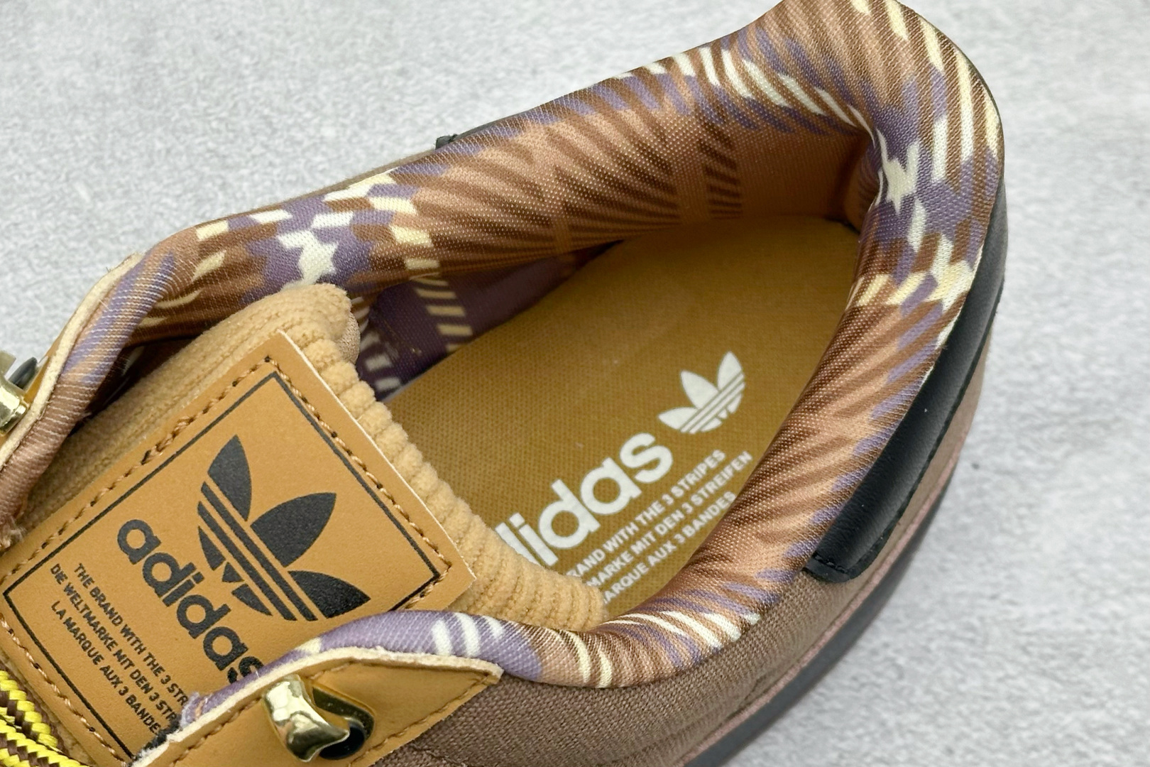 140 Adidas Originals Super II 贝壳头休闲板鞋 JR6990