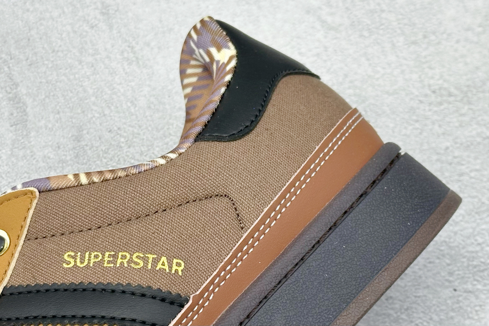 140 Adidas Originals Super II 贝壳头休闲板鞋 JR6990