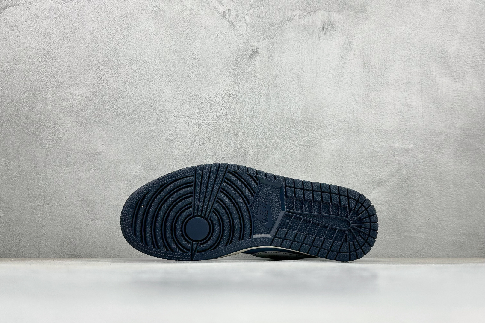 280 Nike Jordan Air Jordan 1 x DIOR 蓝白小勾 LD8888-006