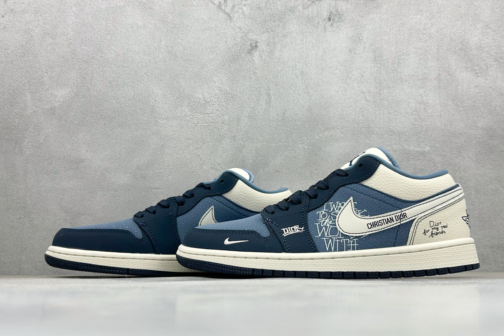 280 Nike Jordan Air Jordan 1 x DIOR 蓝白小勾 LD8888-006
