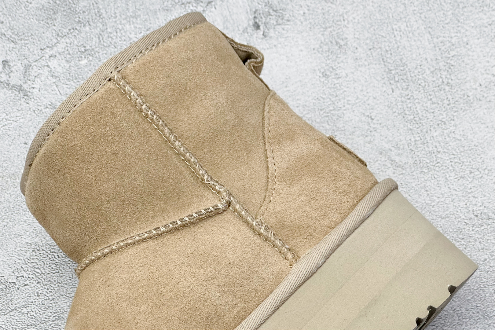 260 UGG mini厚底中筒5cm 小红书爆款 广州外贸大厂生产 鞋头到鞋垫真羊皮毛一体 1134991