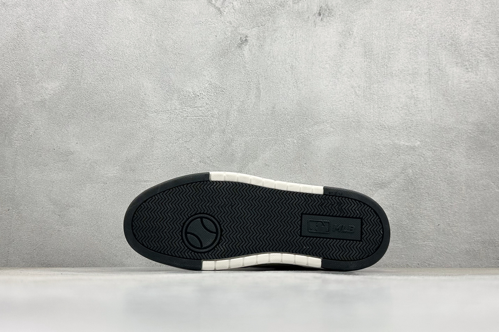 MLB NY 印花网红学长鞋 定制涂鸦恶作剧内增高6cm 原厂原档案数据开发 进口纳米材质 原厂全套手提