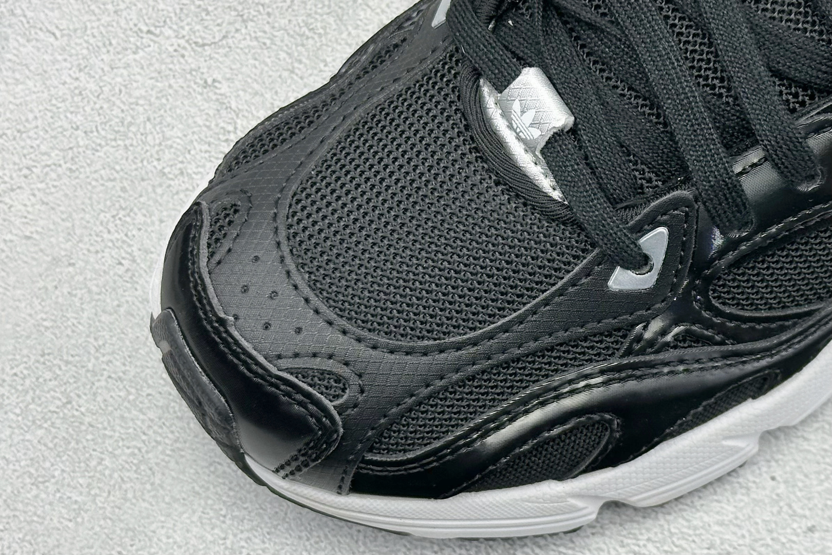 AD Originals Astir 复古运动休闲老爹慢跑鞋 GY5260-莆田鞋,莆田鞋货源,高仿鞋,高仿鞋货源,安福档口,莆田高仿鞋,莆田鞋批发,高仿鞋批发,莆田高仿运动鞋,高仿运动鞋,莆田运动鞋 AD Originals Astir 复古运动休闲老爹慢跑鞋 GY5260