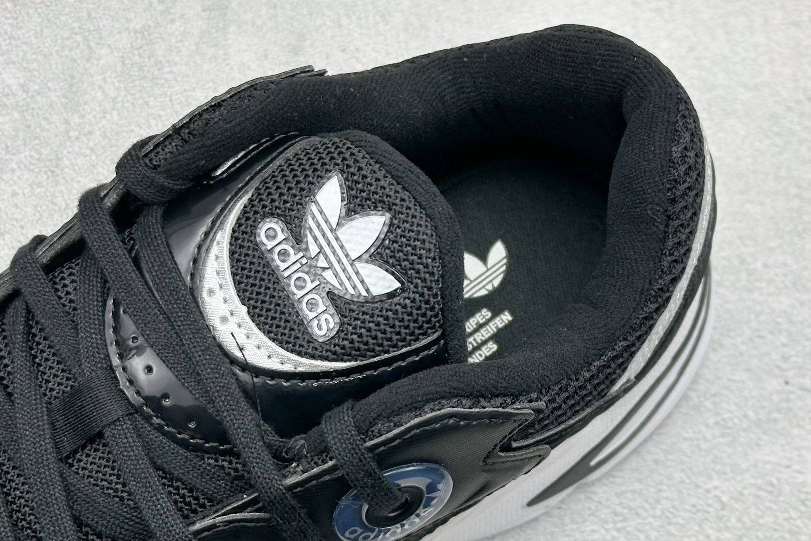 AD Originals Astir 复古运动休闲老爹慢跑鞋 GY5260-莆田鞋,莆田鞋货源,高仿鞋,高仿鞋货源,安福档口,莆田高仿鞋,莆田鞋批发,高仿鞋批发,莆田高仿运动鞋,高仿运动鞋,莆田运动鞋 AD Originals Astir 复古运动休闲老爹慢跑鞋 GY5260