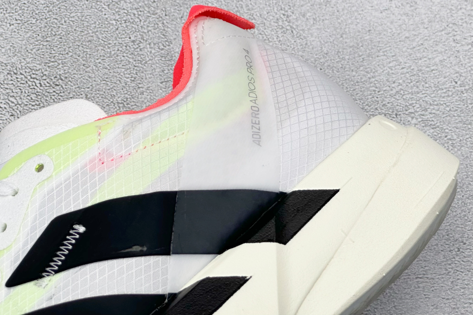 260 Adidas Adizero Pro Evo 4 M 阿迪超轻透气缓震跑鞋 JR1094