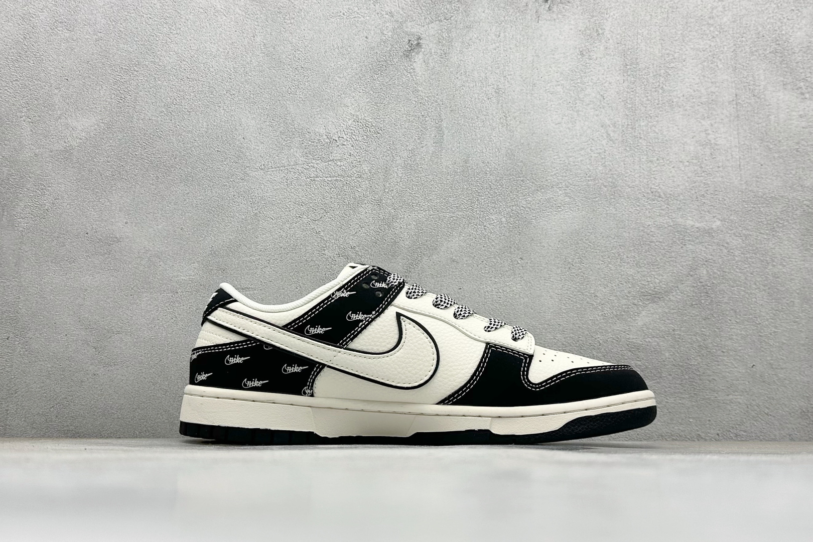 280 Nike SB Dunk Low 古驰联名 黑白熊猫 周年高端定制 低帮休闲板鞋 JP1628-021