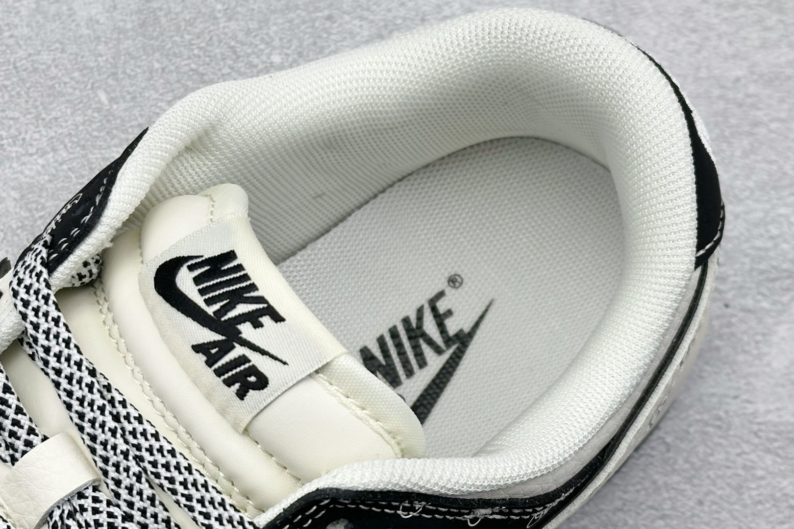 280 Nike SB Dunk Low 古驰联名 黑白熊猫 周年高端定制 低帮休闲板鞋 JP1628-021