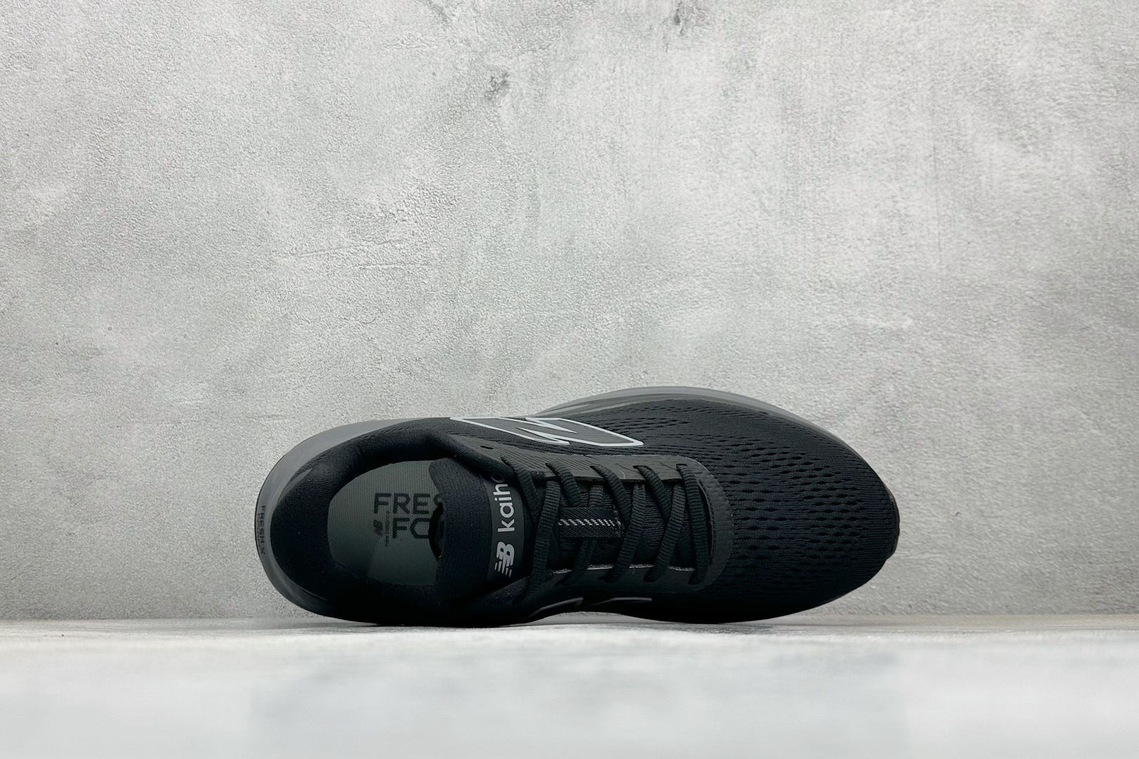 210 New Balance NB Fresh Foam Evoz 68 舒适耐磨低帮跑步鞋 MMOR68B