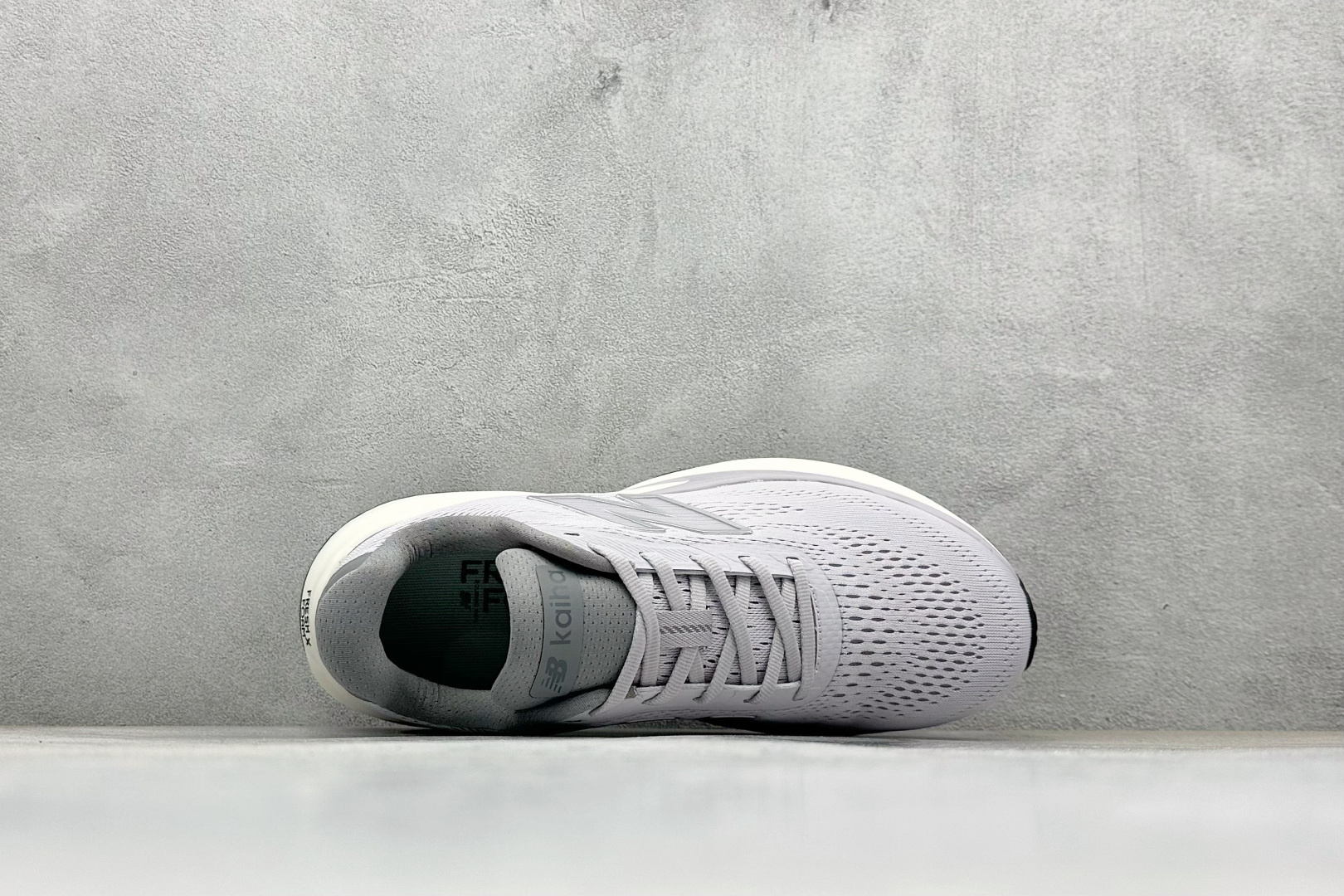 210 New Balance NB Fresh Foam Evoz 68 舒适耐磨低帮跑步鞋 MMOR68D