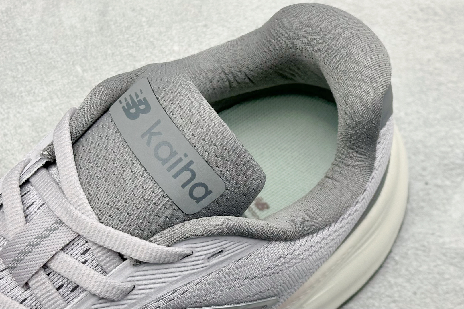 210 New Balance NB Fresh Foam Evoz 68 舒适耐磨低帮跑步鞋 MMOR68D