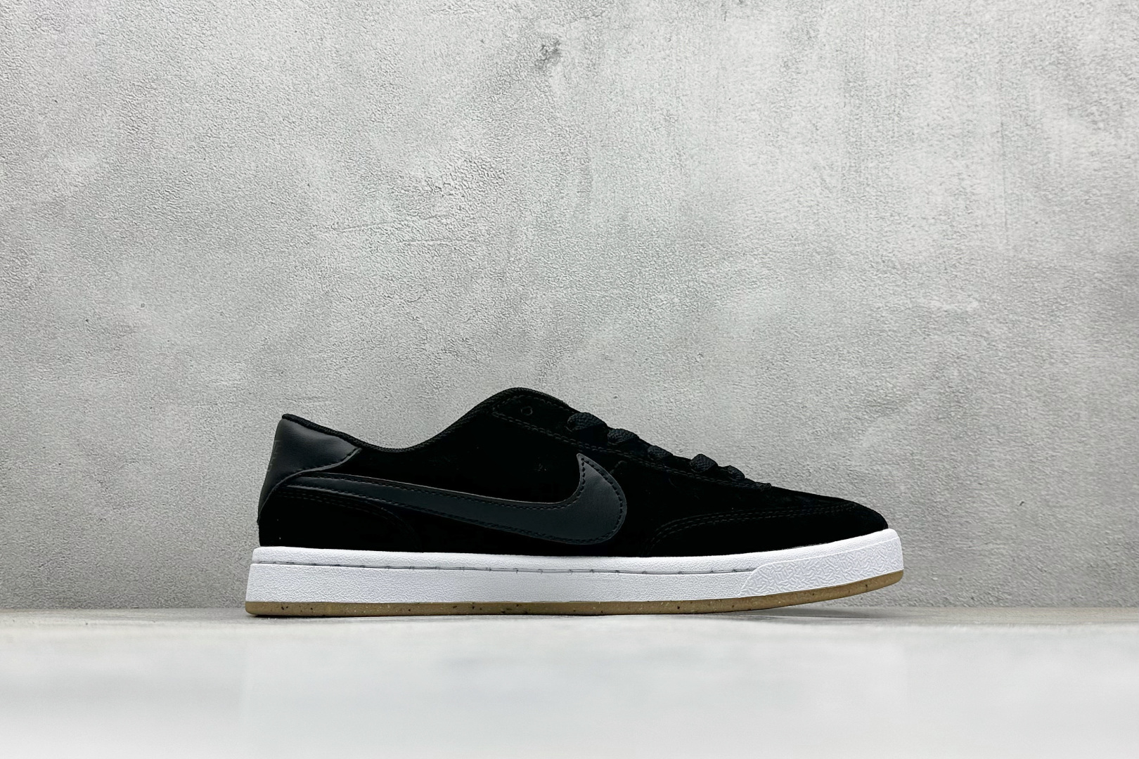 160 Nike SB Classic 防滑耐磨轻便 休闲板鞋 909096-001