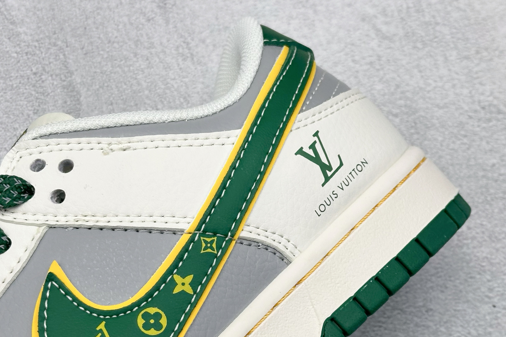 240 Nike SB Dunk Low Retro LV联名 周年高端定制 低帮休闲板鞋 ZY1618-010