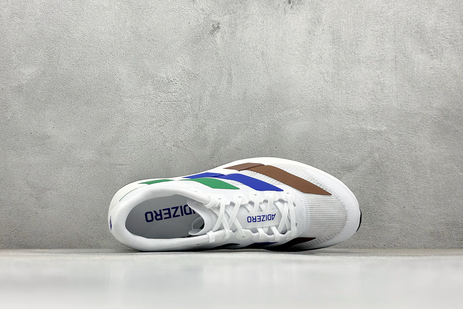 260 P Adidas Adizero Evo SL 阿迪超轻透气缓震跑鞋 KI3393