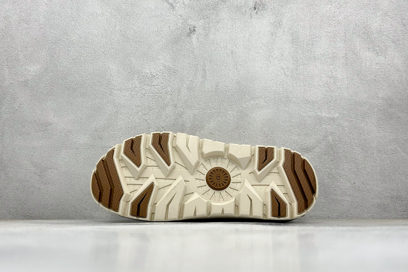 280 UGG “塔斯曼低筒” 王一博同款 4cm厚底 低筒 1144096