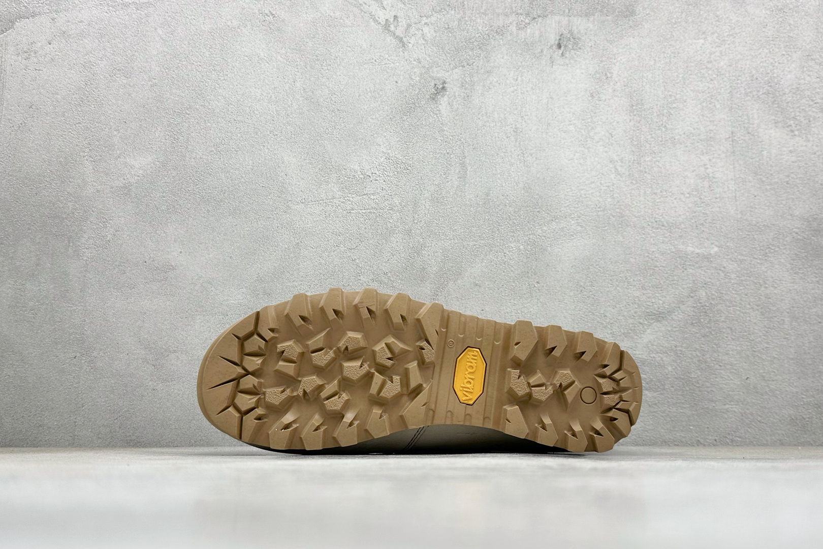 280 CRISPI Monaco GTX 摩纳哥 登山 耐磨防水 中帮 户外功能鞋 TH5660-320