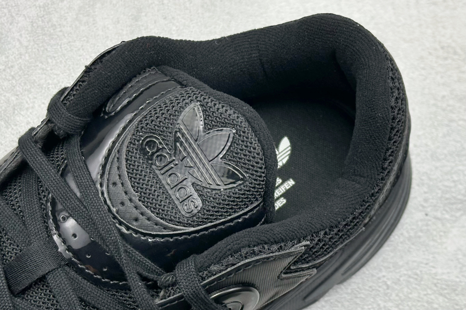 180 AD Originals Astir 复古运动休闲老爹慢跑鞋 GW4341