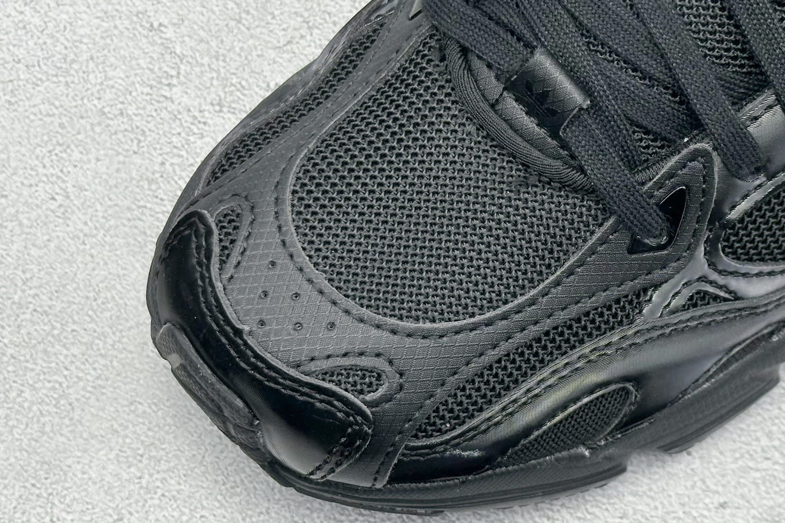 180 AD Originals Astir 复古运动休闲老爹慢跑鞋 GW4341