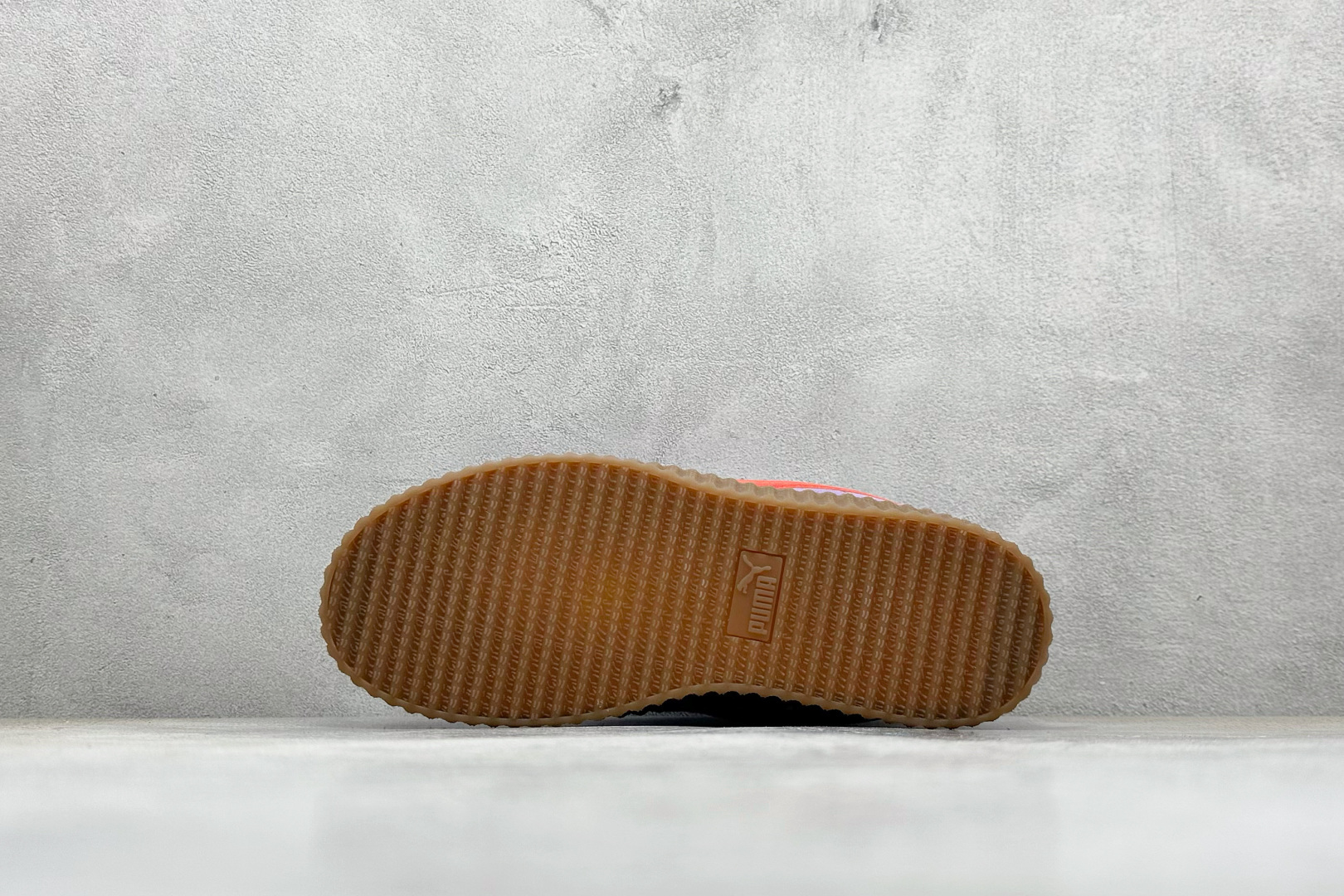160 Rihanna x Puma Creeper Velvet 彪马蕾哈娜增高松糕厚底板鞋 396403-03