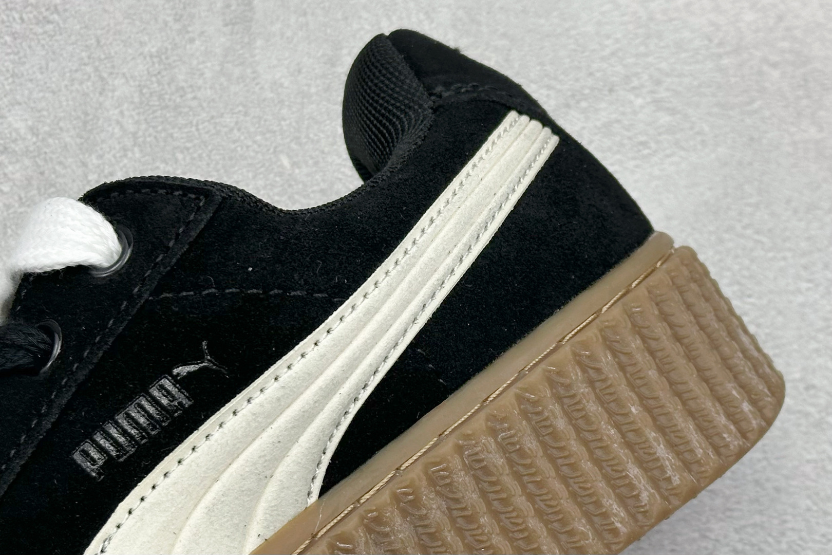 160 Rihanna x Puma Creeper Velvet 彪马蕾哈娜增高松糕厚底板鞋 396403-01