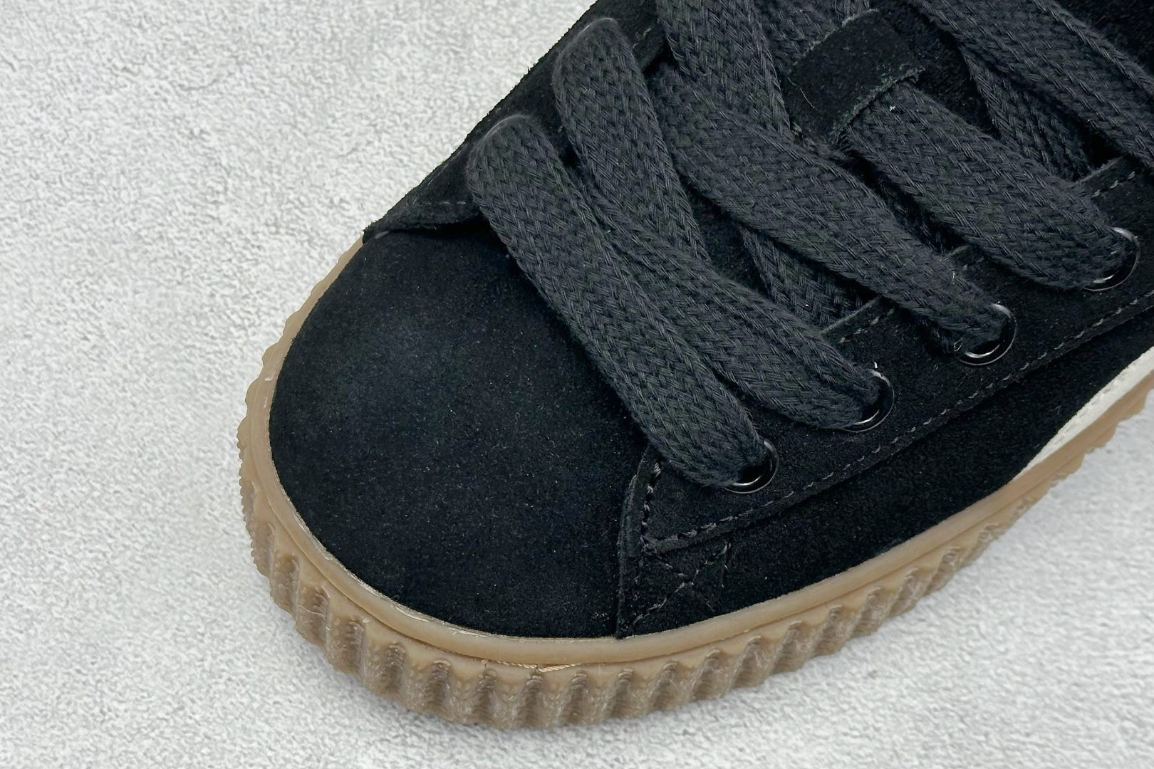 160 Rihanna x Puma Creeper Velvet 彪马蕾哈娜增高松糕厚底板鞋 396403-01