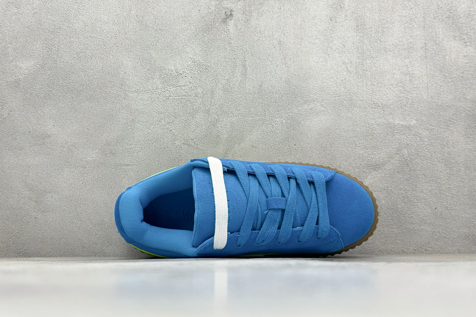 160 Rihanna x Puma Creeper Velvet 彪马蕾哈娜增高松糕厚底板鞋 396403-02