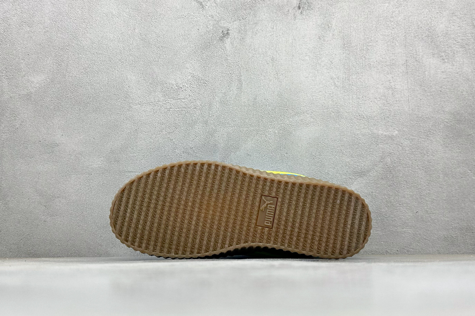 160 Rihanna x Puma Creeper Velvet 彪马蕾哈娜增高松糕厚底板鞋 396403-02