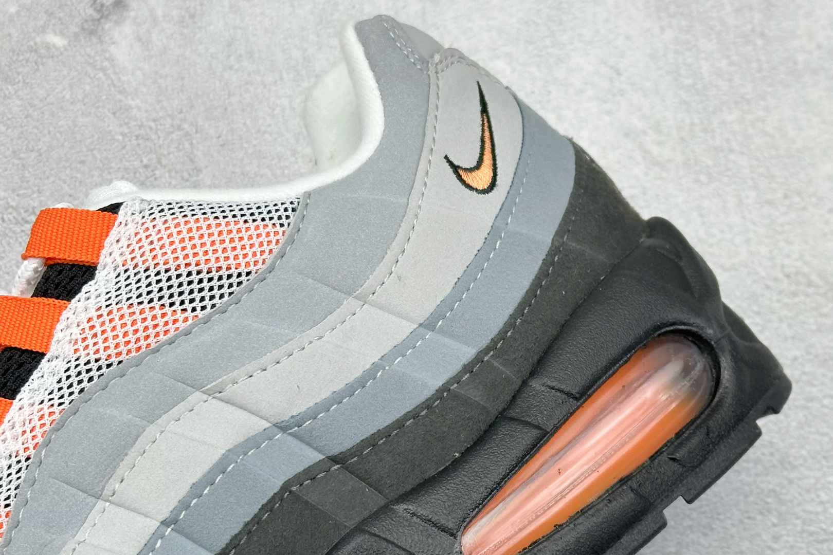 280 Nike Air Max 95 复古减震气垫跑鞋 HM4740-005