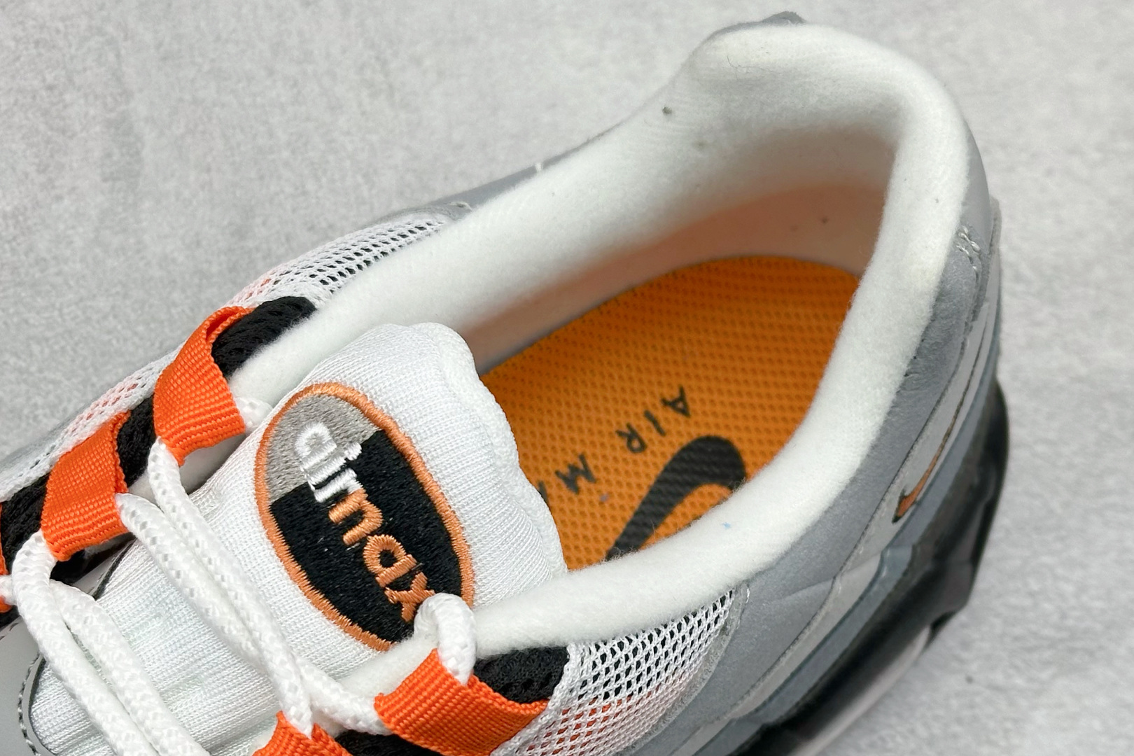 280 Nike Air Max 95 复古减震气垫跑鞋 HM4740-005