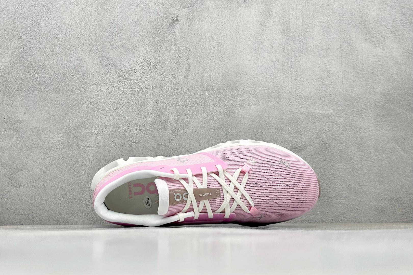 180 RS版CloudvistaX4 全新综合体能训练运动鞋 Cloud X 舒适乐趣跑 3WE3007