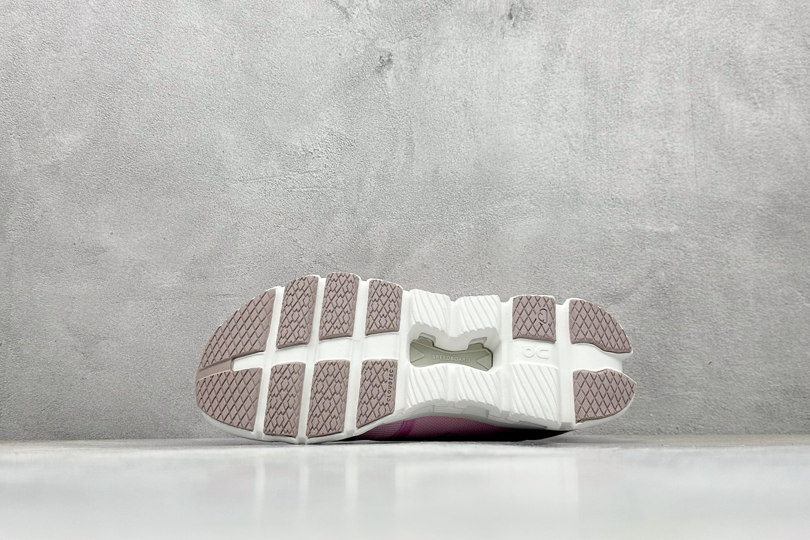 180 RS版CloudvistaX4 全新综合体能训练运动鞋 Cloud X 舒适乐趣跑 3WE3007