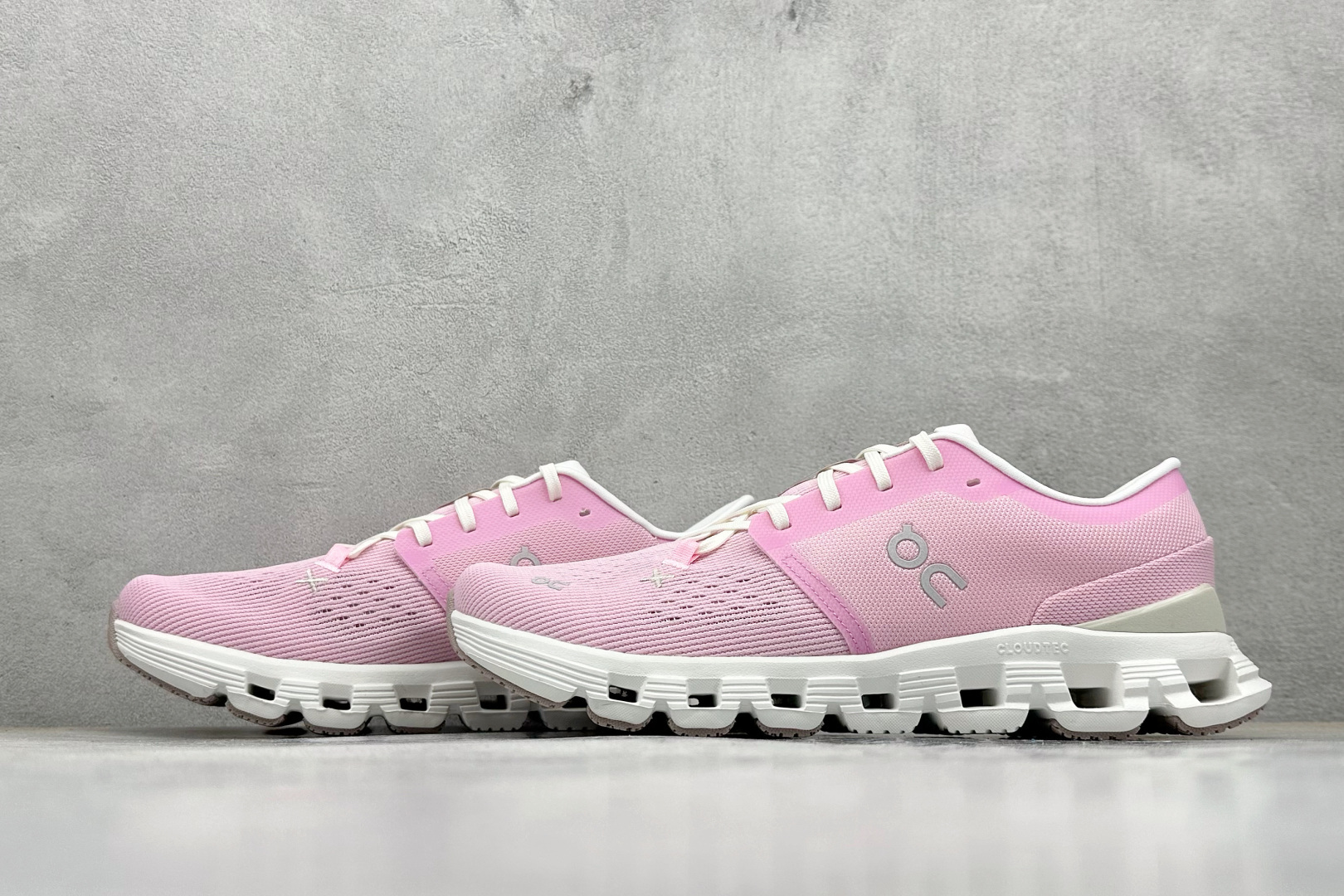 180 RS版CloudvistaX4 全新综合体能训练运动鞋 Cloud X 舒适乐趣跑 3WE3007