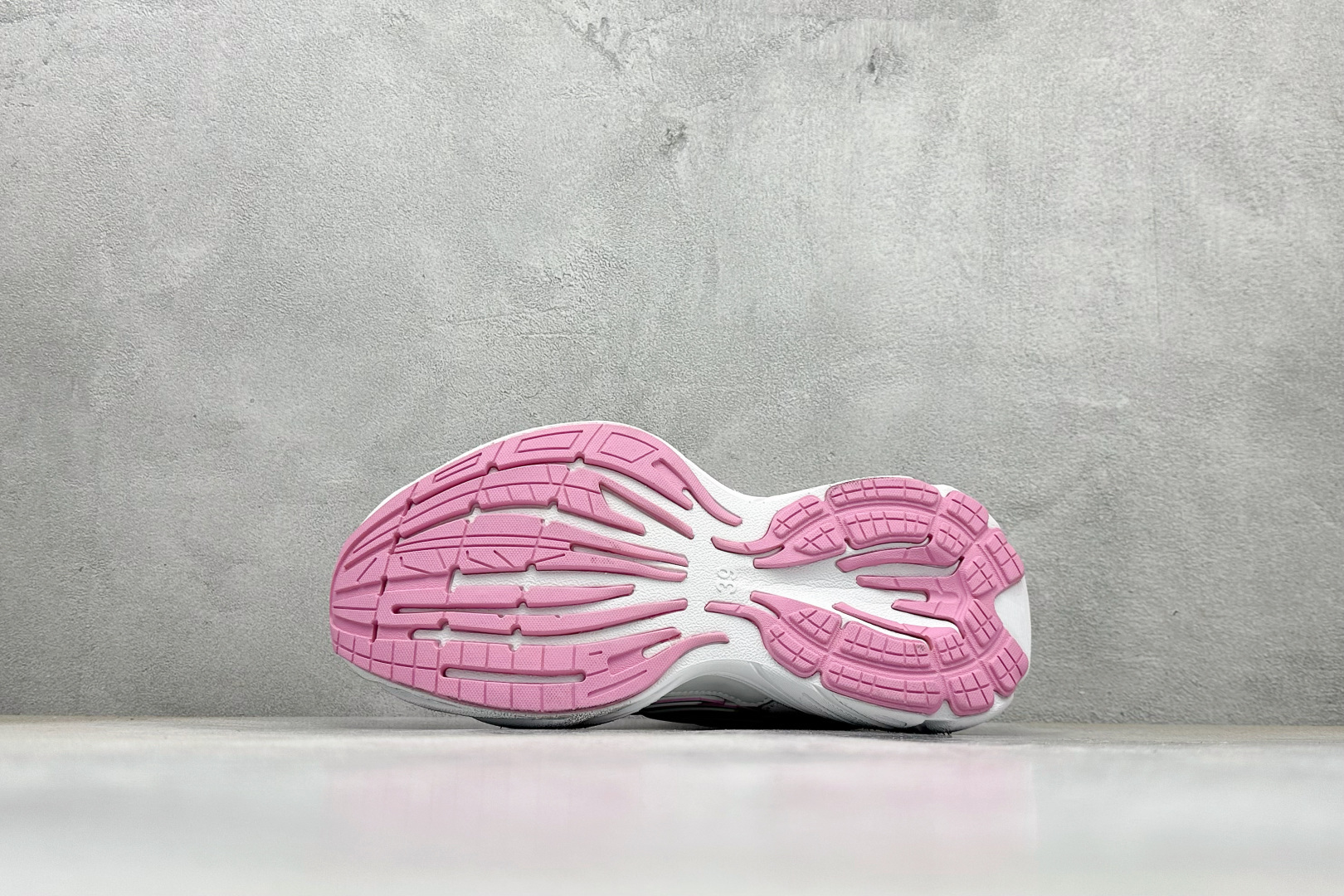 300 I8版Balenciaga 新款Phantom Sneaker