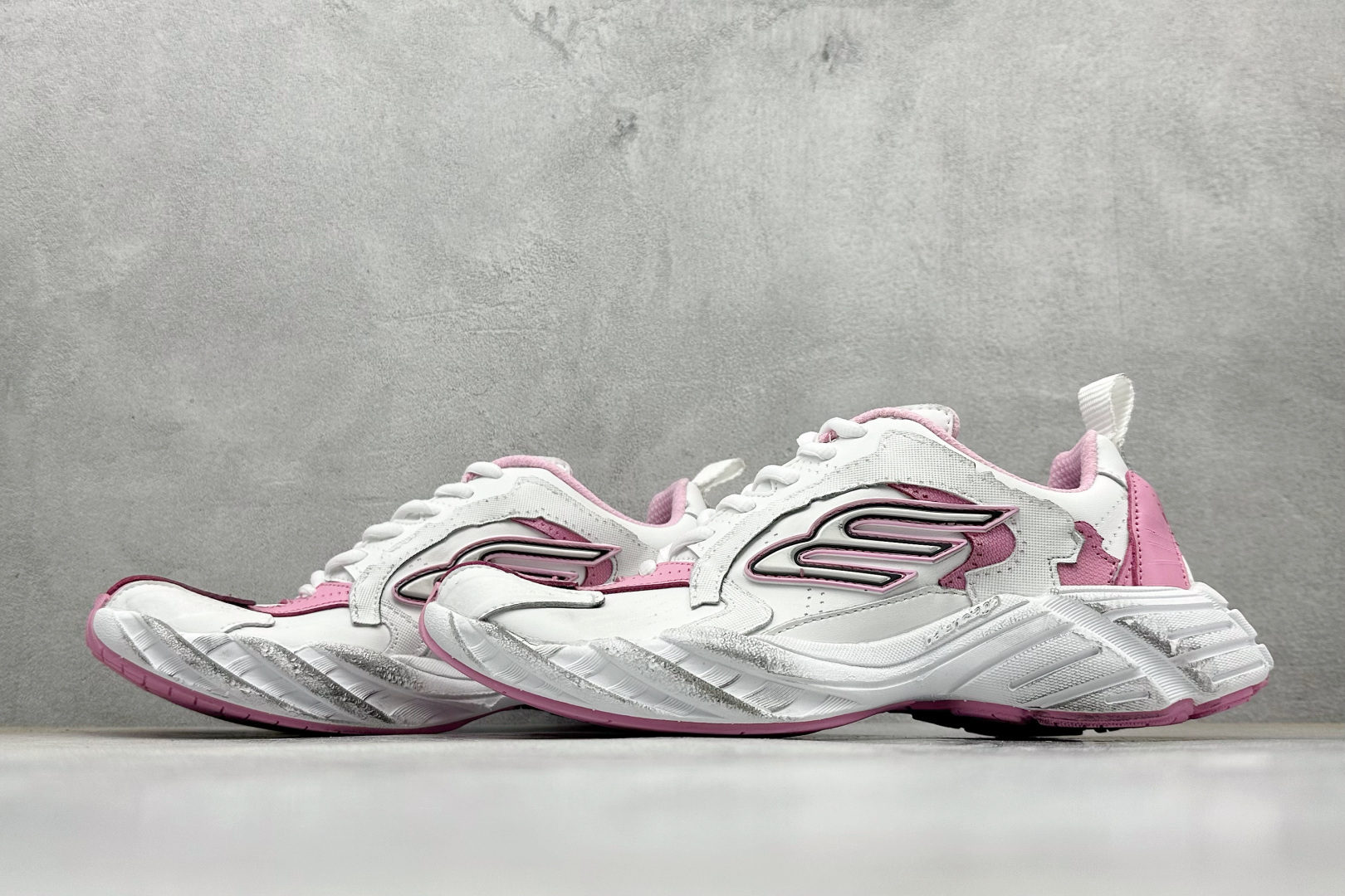 300 I8版Balenciaga 新款Phantom Sneaker