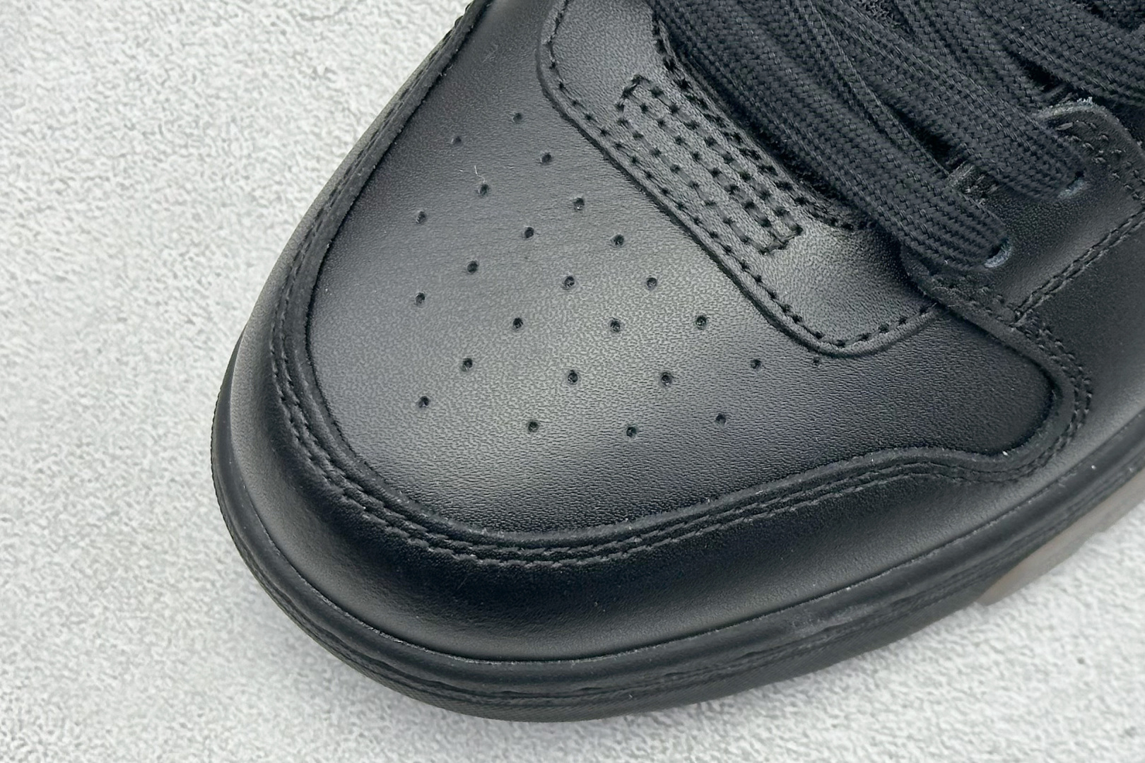 340 S版 OFF-White C/O VirGil Abloh 时尚百搭休闲鞋 OWIA276F23LEA001