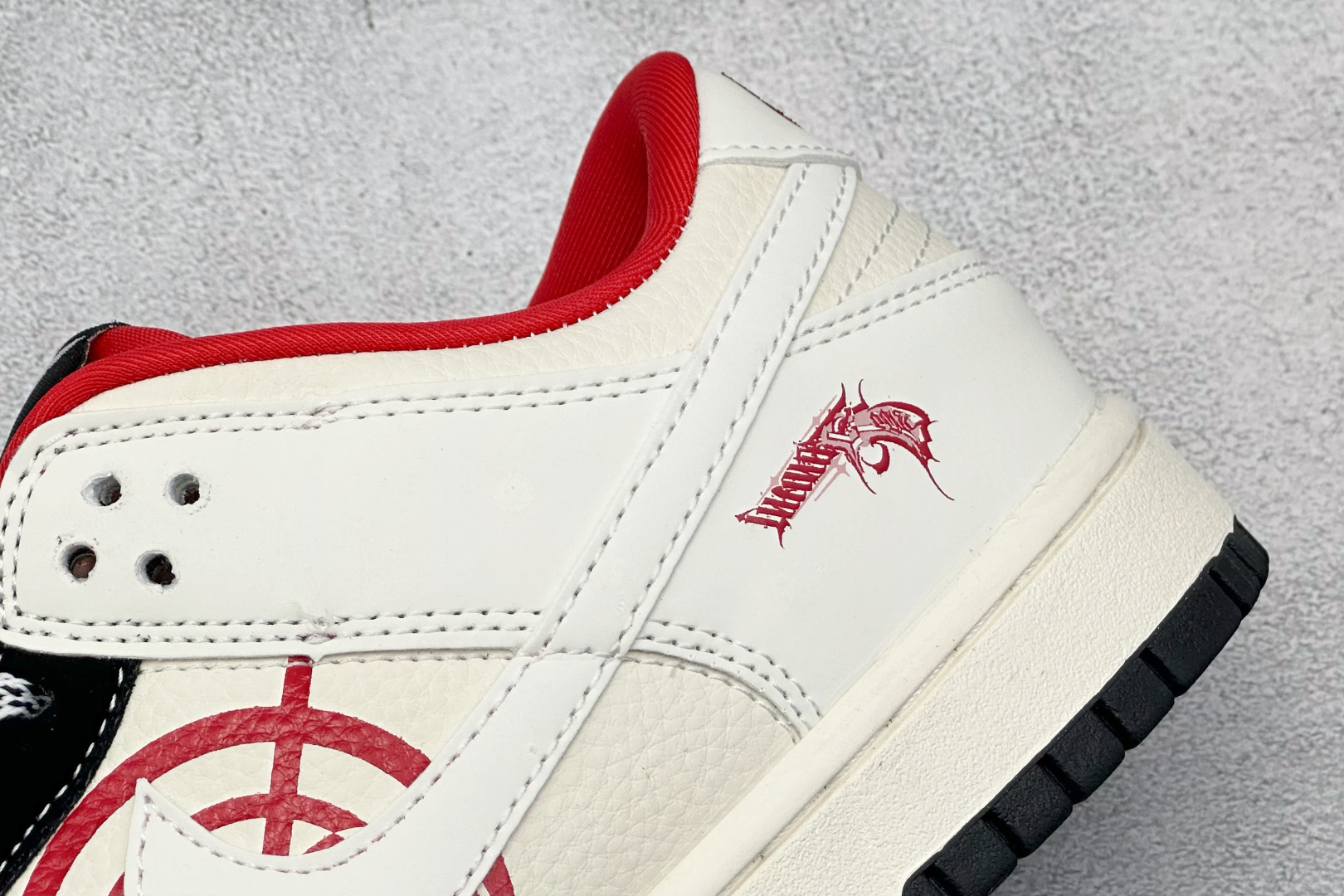 280 XC版Nike Jordan Air Jordan 1“子弹” 高端定制 低帮 SR8888-010