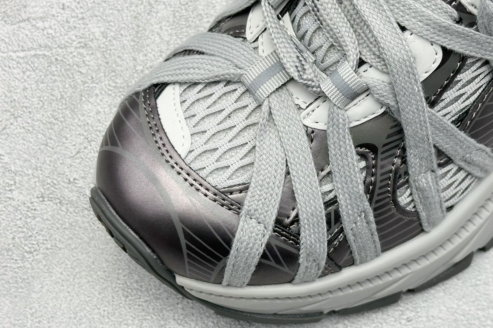 220 新晋潮流鞋靴品牌GGCC秋冬新款 张艺凡同款 GG-CC 2025 极客星球 8cm厚底增高 复古百搭捆绑 老爹鞋 G25X8617