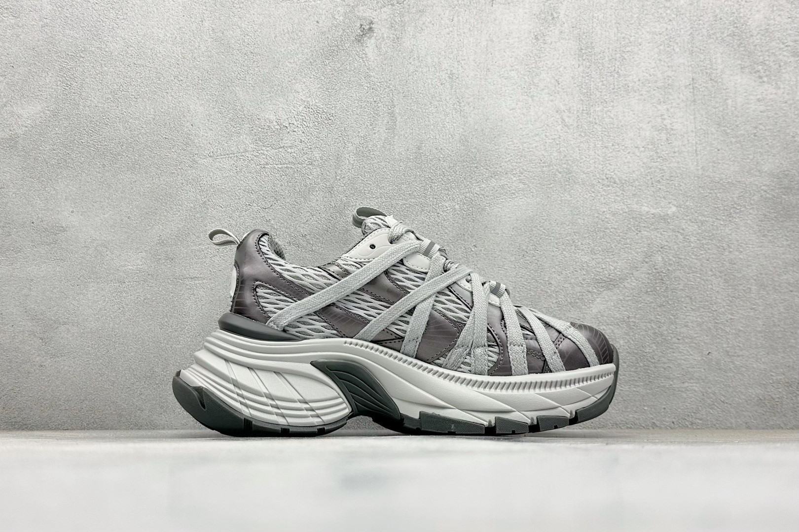 220 新晋潮流鞋靴品牌GGCC秋冬新款 张艺凡同款 GG-CC 2025 极客星球 8cm厚底增高 复古百搭捆绑 老爹鞋 G25X8617