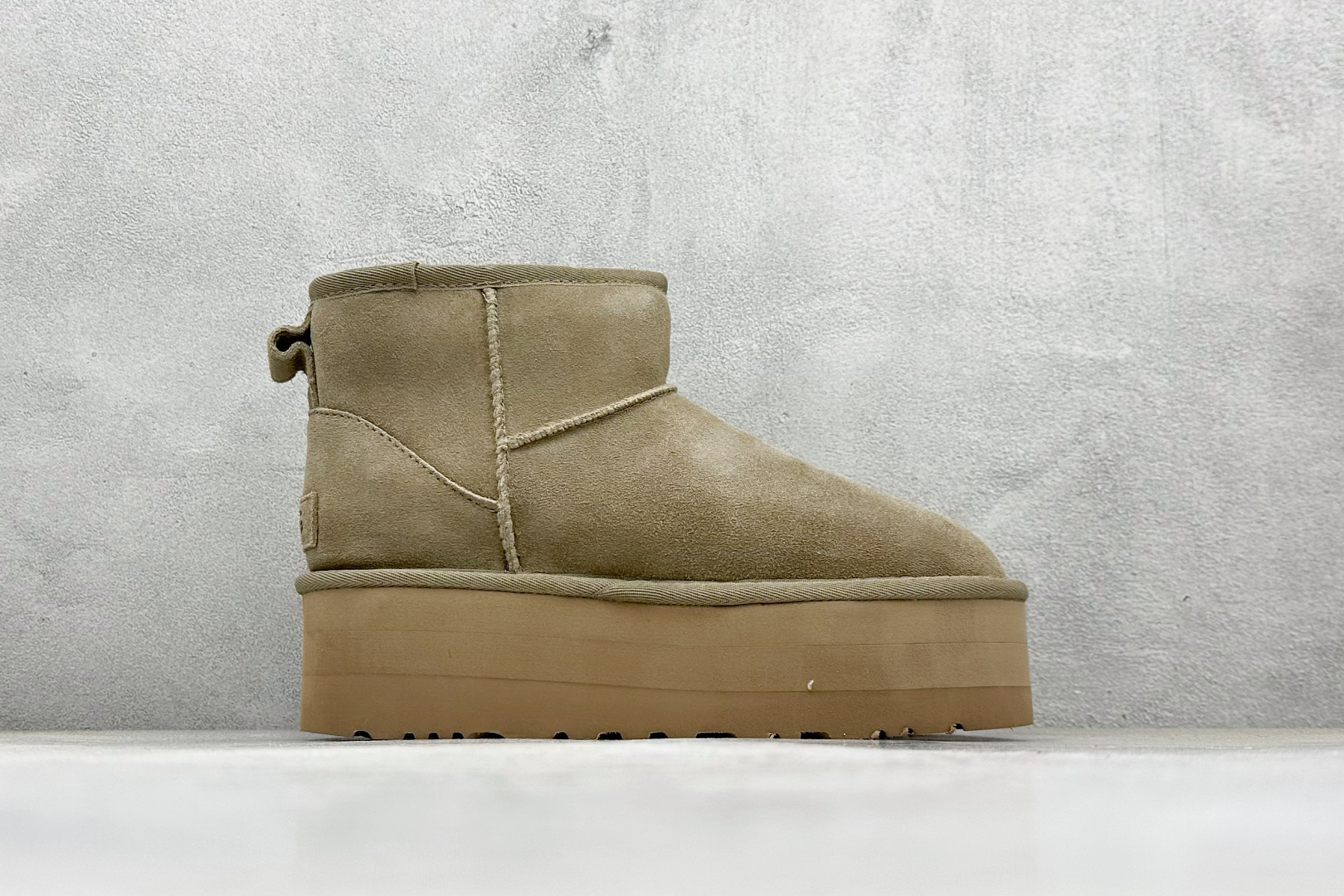 250 H纯原 UGG 周冬雨 厚底中筒 1134991