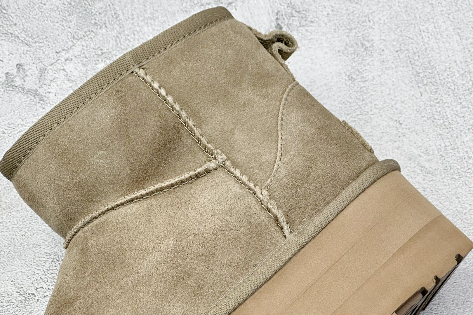 250 H纯原 UGG 周冬雨 厚底中筒 1134991