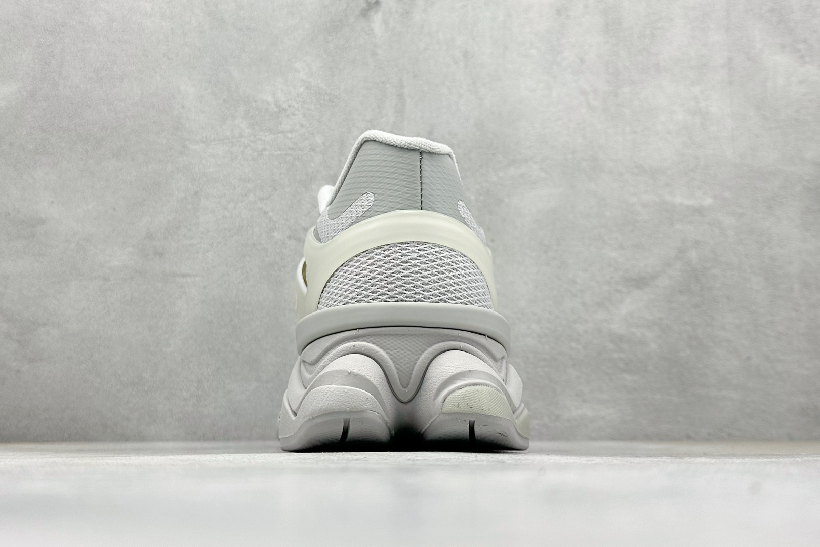 200 Joe Freshgoods x New Balance NB9060 联名款 复古休闲运动慢跑鞋 U9060IAB