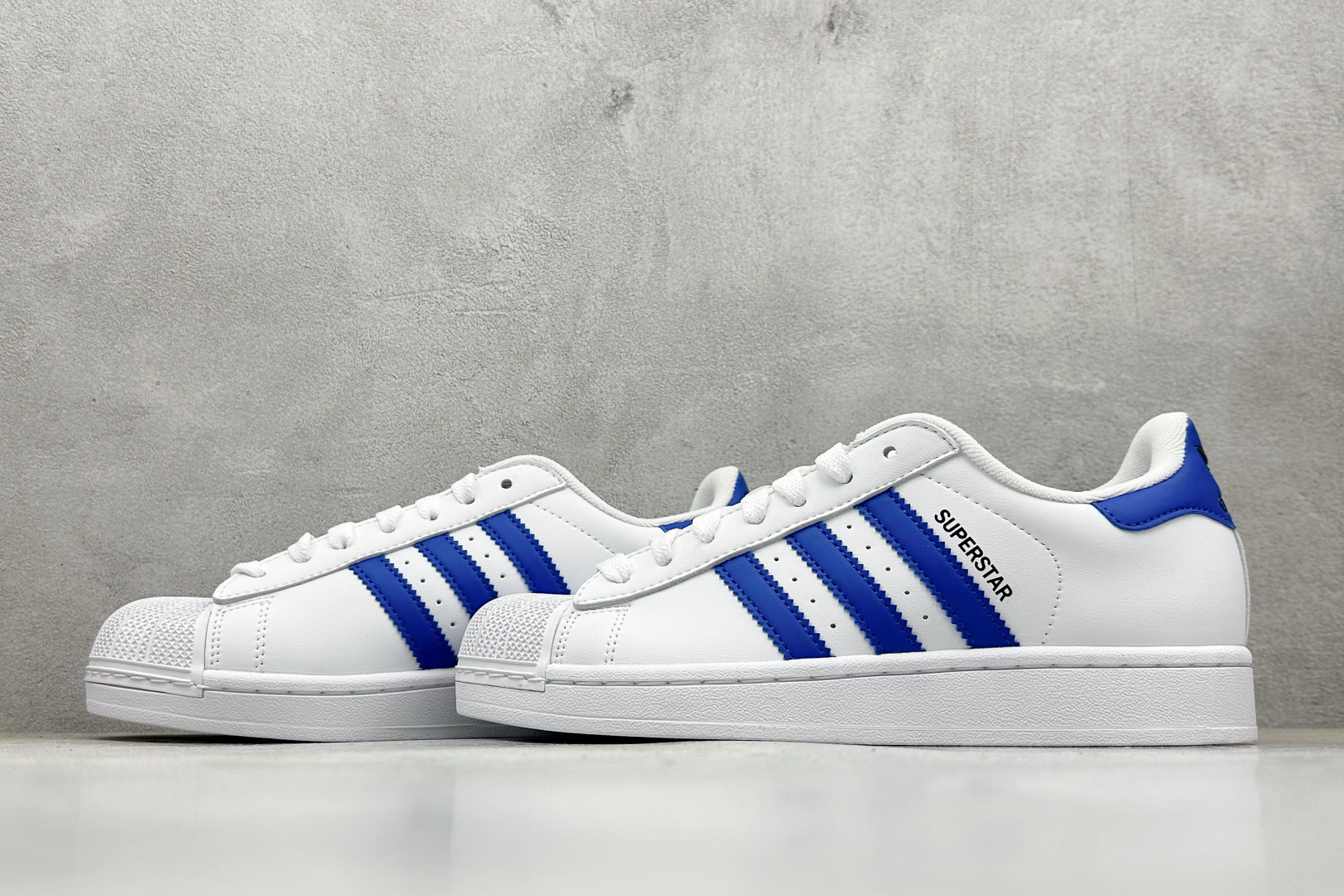 150 Adidas Originals Super II 贝壳头休闲板鞋 JQ4729